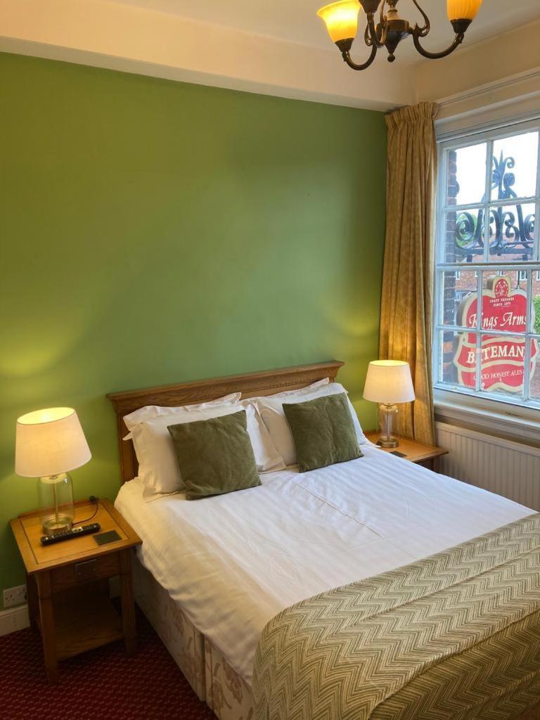 Bed and Breakfast The King'S Arms Boston Exterior foto